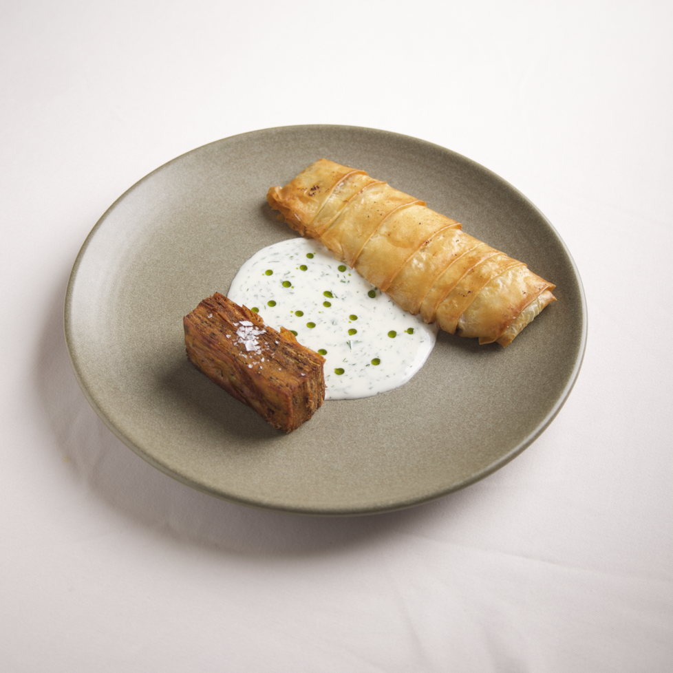 BAKLAVA HAMURUNA SARILI LEVREK