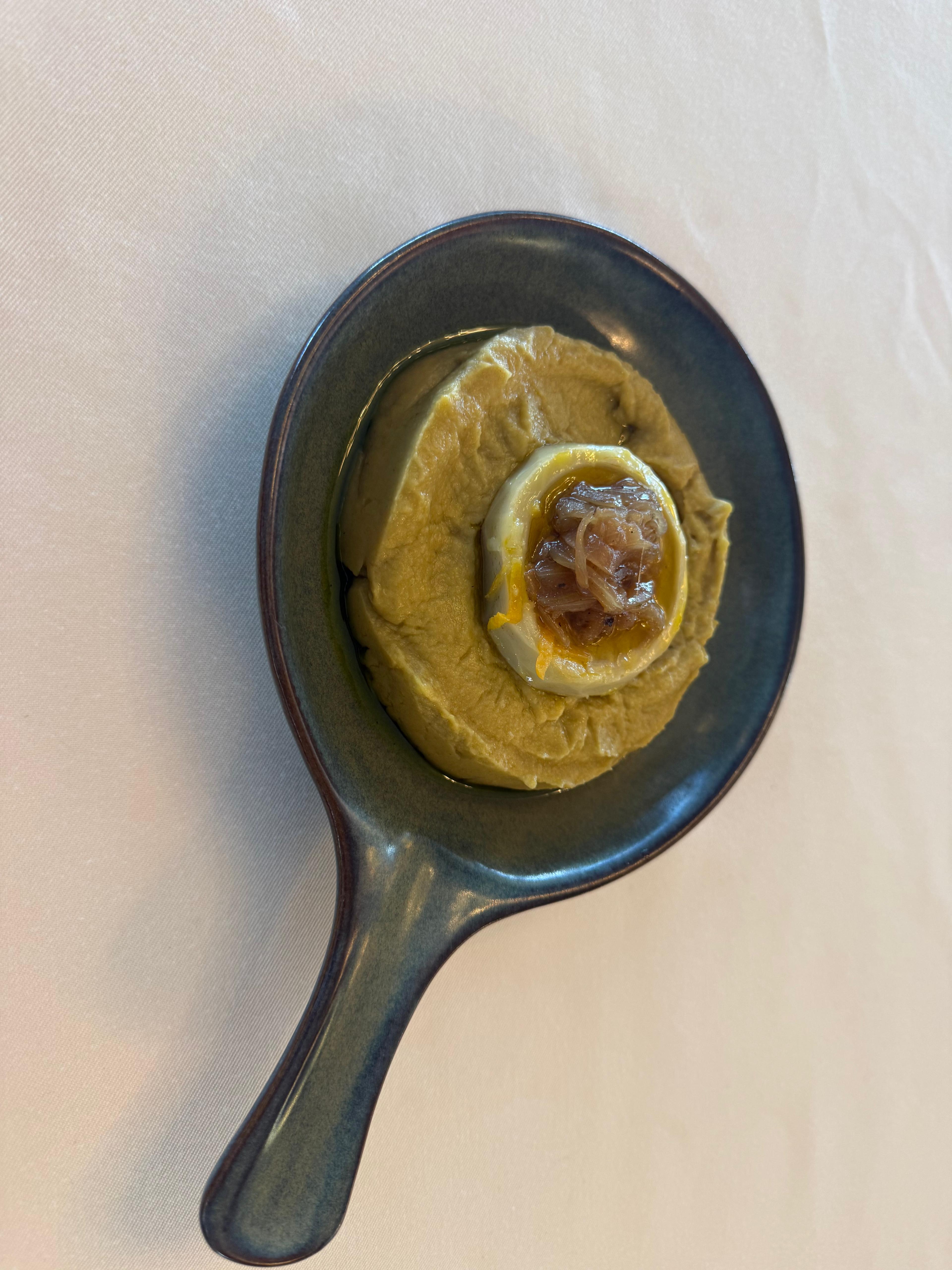 KARAMELİZE SOĞANLI ENGİNAR FAVA
