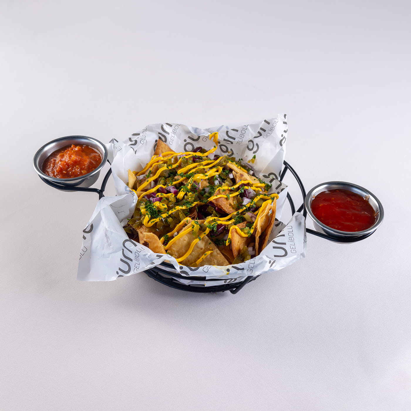 CHEDDAR PEYNİRLİ NACHOS